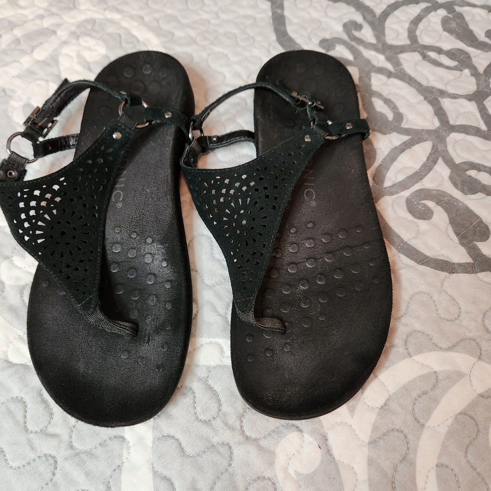 Vionic sandals - Picture 2 of 5